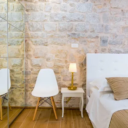 게스트하우스 Lux Aurelius In Centre Old Town 스플리트